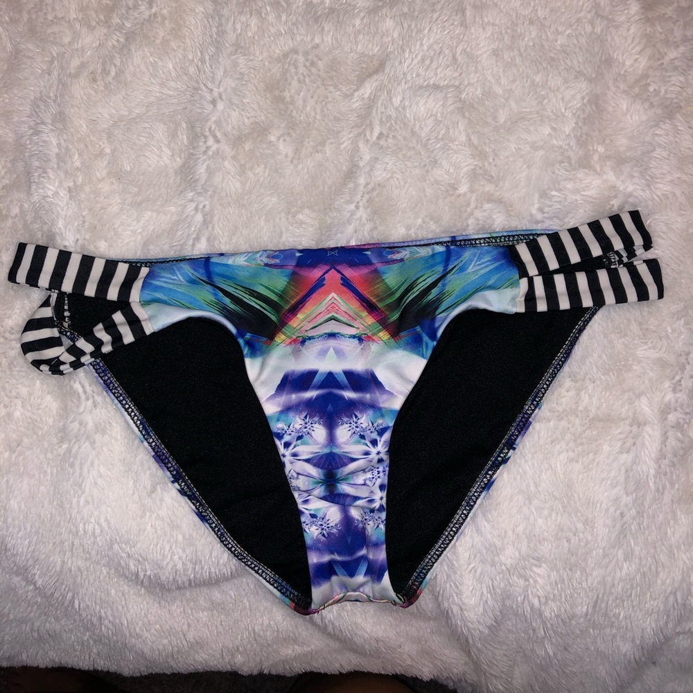 Oakley bathing suit bottoms